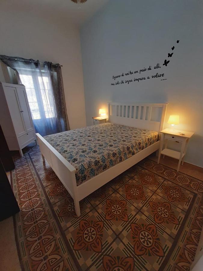 Casa Vacanze Mannina Кастелламмаре-дель-Гольфо Екстер'єр фото